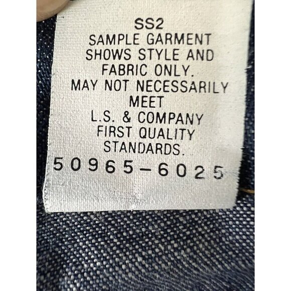 Levi’s Red Tab Denim Jeans Size 28 Vintage Classic Style Straight Leg Mid Rise - Picture 14 of 14